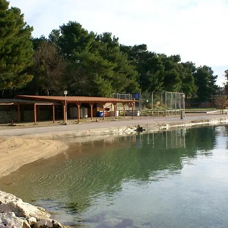 16759a Sveti Filip i Jakov