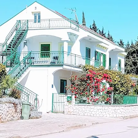 16759a Apartamento *